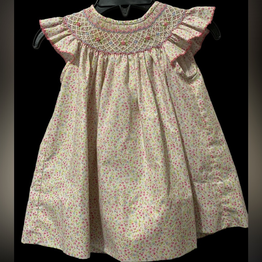 ✨HP✨Smocked Adorable Dress